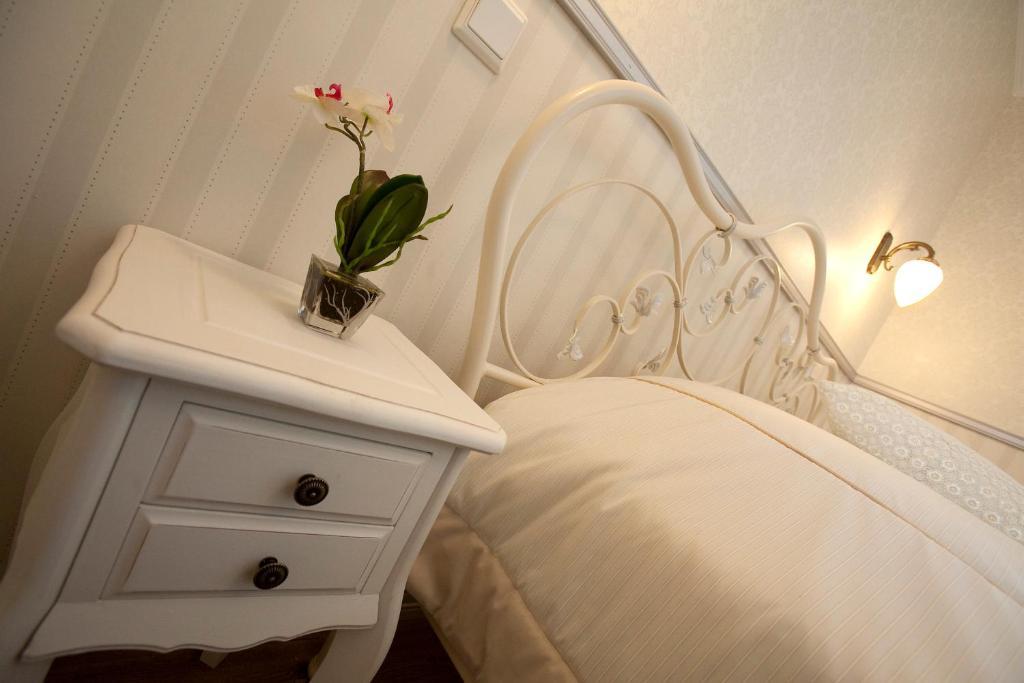 Vaihmalan Hovi Hotel Lempäälä Quarto foto