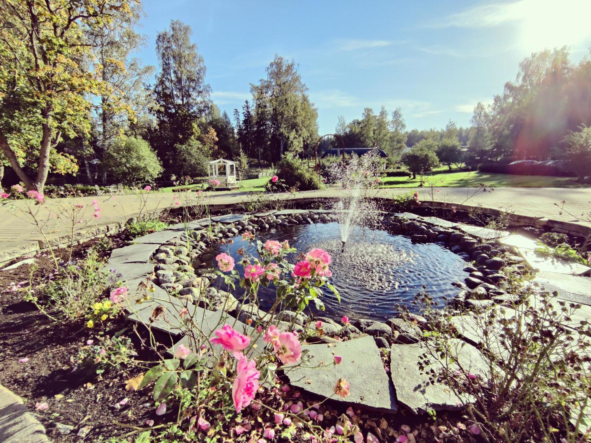Vaihmalan Hovi Hotel Lempäälä Exterior foto
